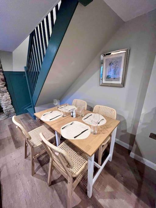 Quaint Cotswold Cottage ชิปปิงนอร์ตัน ภายนอก รูปภาพ